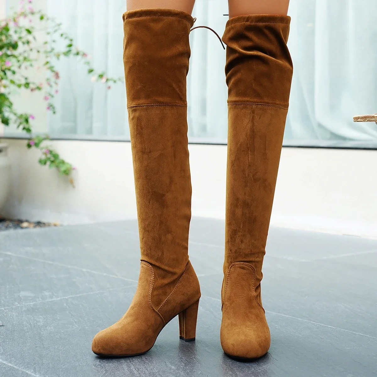 Winterliche europäisch-amerikanische neue Damen-Overknee-Stiefel mit hohem Absatz, rundem Schaft und Schnürung – modische, sexy Stiefel für Nachtclub-Partys und moderne Anlässe – Detail 18
