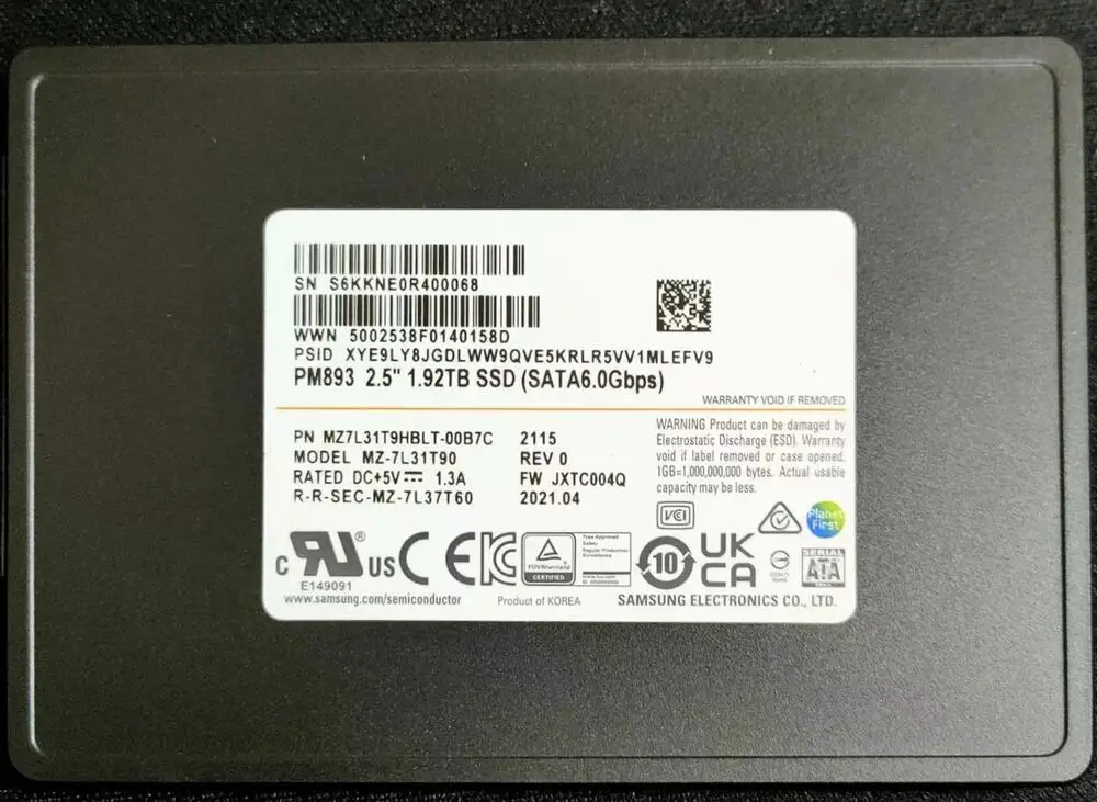 1.92TB Sams SSD U.2 PM893 SATA6.0Gbps MZ7L31T9HBLT-00B7C MZ-7L31T90 JXTC004Q