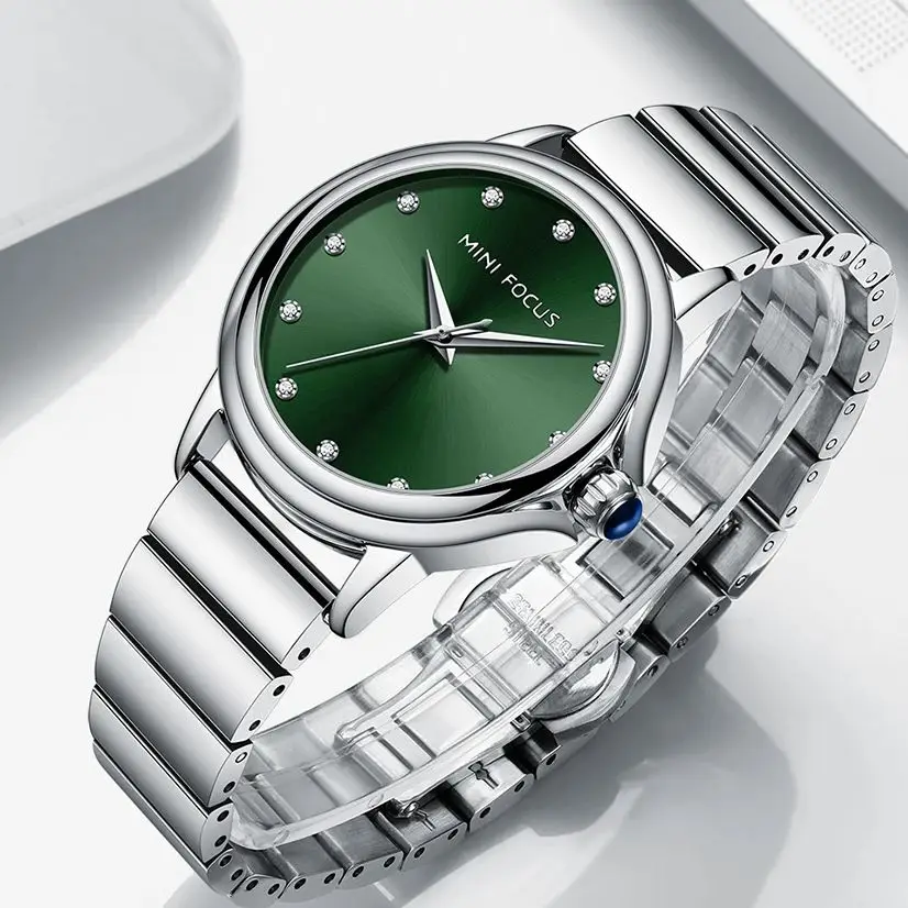 MINI FOCUS Elegant Gradient Dial Ladies Watch Luxury Rhinestone Markers Japan Quartz Movement Stainless Steel Band 0493L