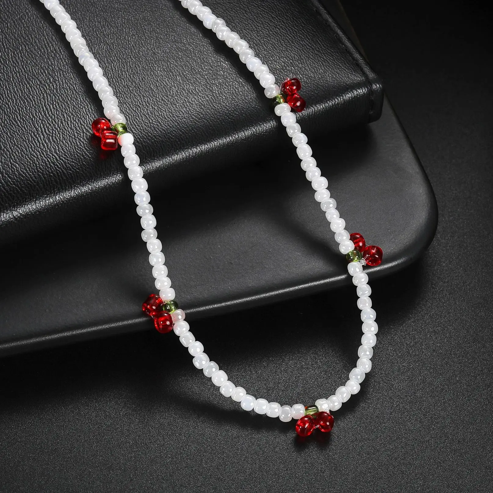 1pc Fashionable Elegant Imitatied Pearl Necklace For Women New Trend Beaded Choker Wedding Party Jewelry Gift