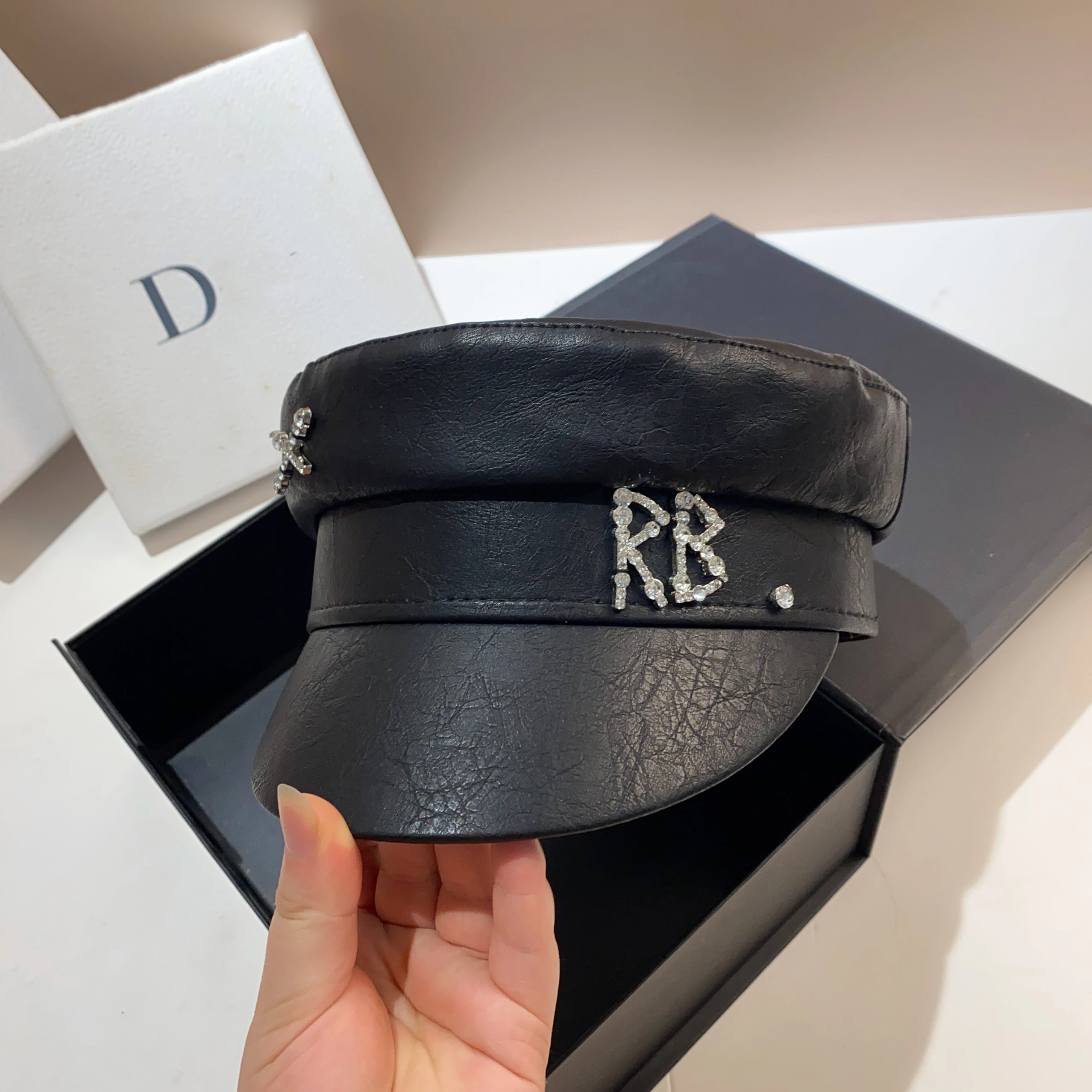 RB Pihai Military Hat European Station Fashion Versatile Black Newspaper Boy Hat Female Spring and Autumn New Fashion Flat Top D