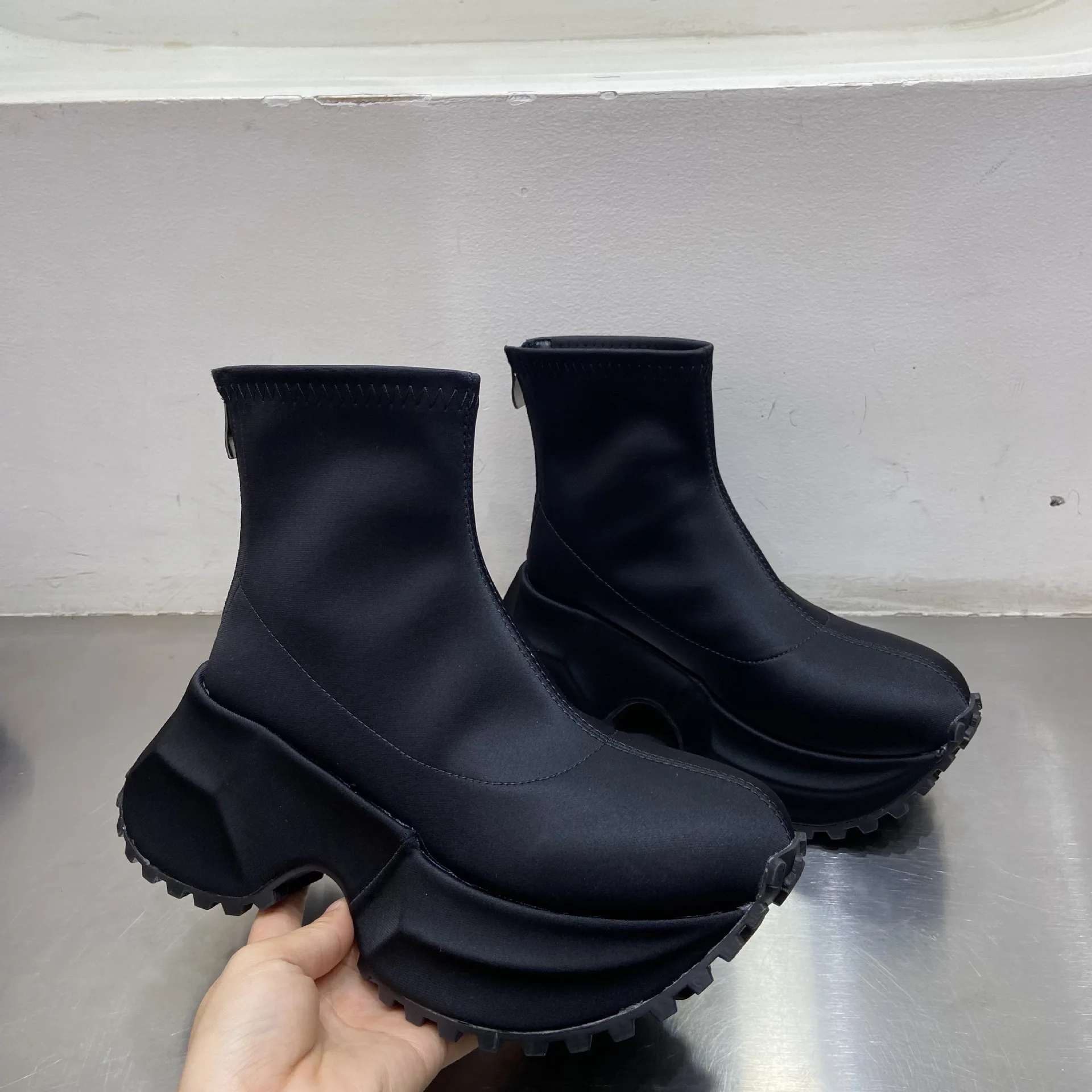 

Women's Black/Brown Colors Ankle Boots Back Zipper Round Toe Platform Chunky Sole Fashion Casual Daily All Match Stretch Boots