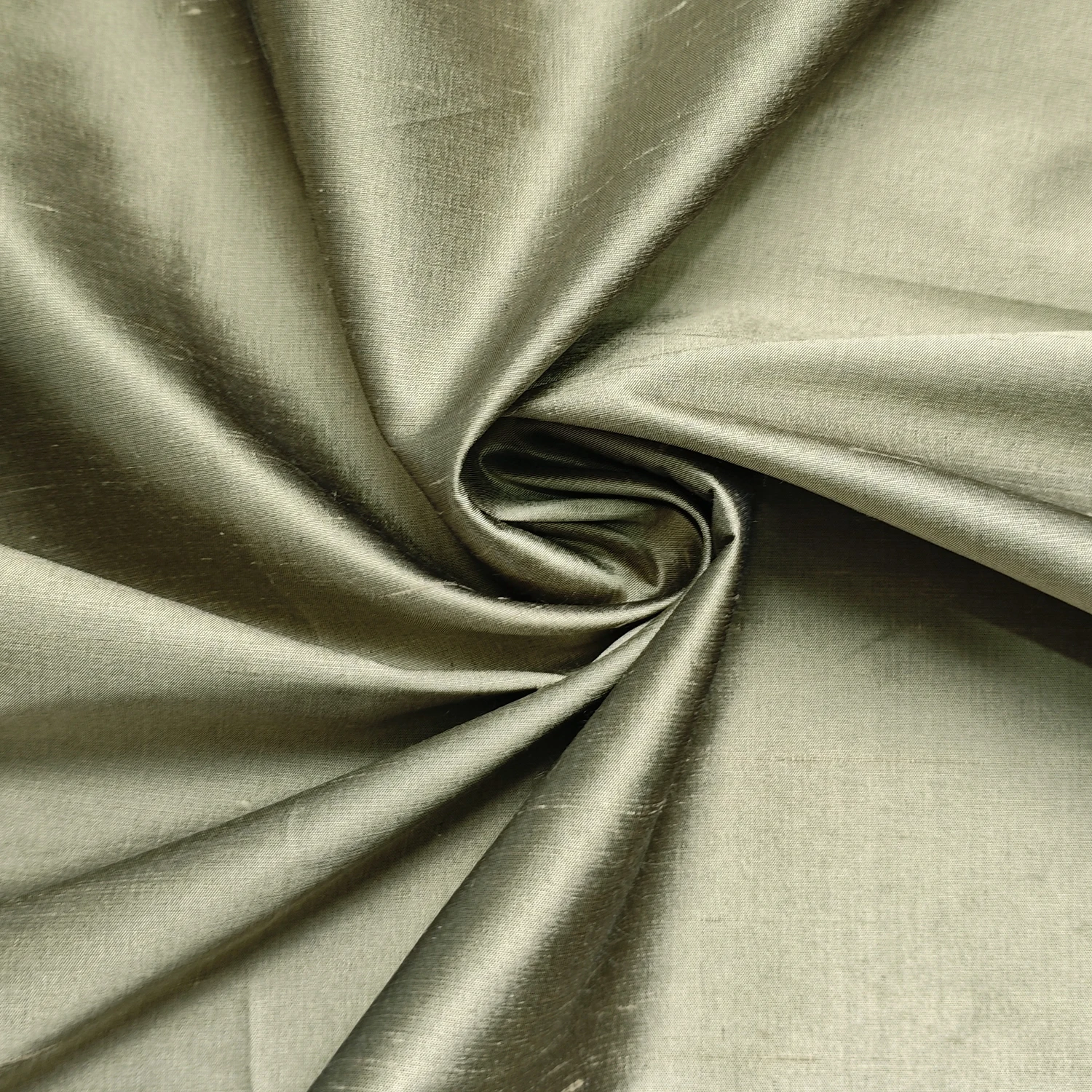 

163cm Wide 18Momme Yarn Dyed Dupioni Silk Fabric Slubby Dupion Silk Natural