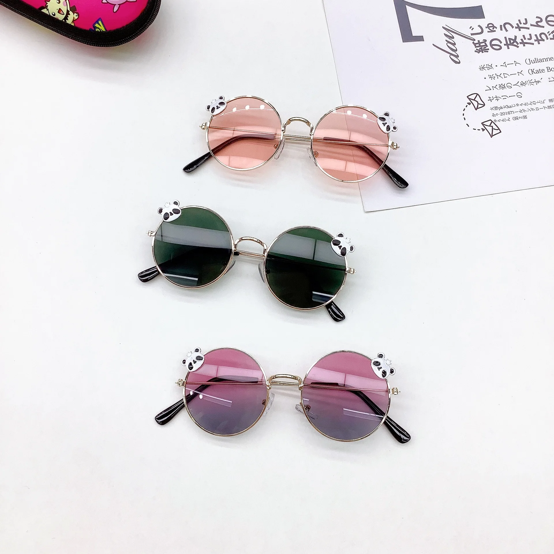 2026 Modische Metallrahmen-Sonnenbrille für Schüler, Konkave Form, Niedliche Brille für Jungen und Mädchen, Grenzüberschreitende Sonnenbrille