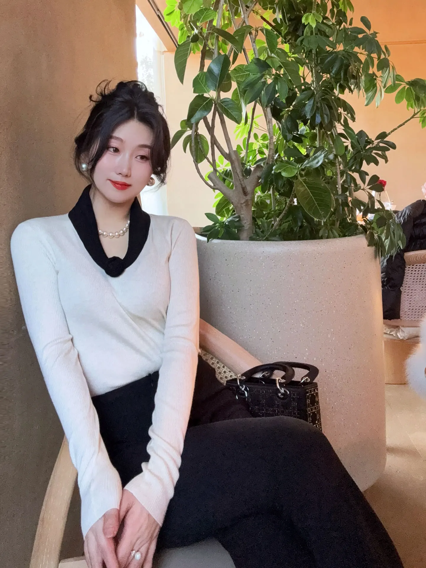 

Женский вязаный свитер YANGXIAOJING с V-образным вырезом, приталенный, в стиле колор-блок, из смесовой шерсти, с длинными рукавами, зимняя новинка