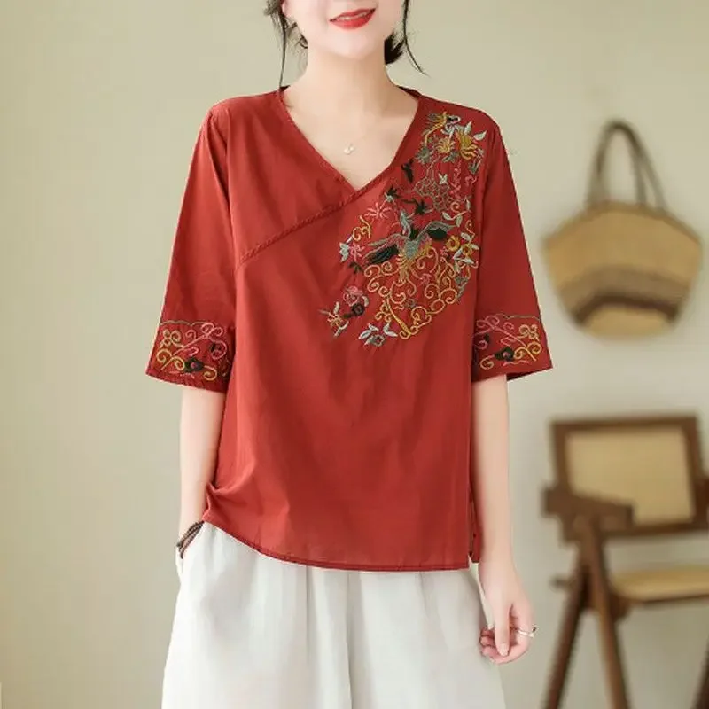 2024 Summer Ethnic Style Embroidery Loose Casual Blouse Female Half Sleeve Oversized Vintage Shirt Women Fashion Pullover Z343