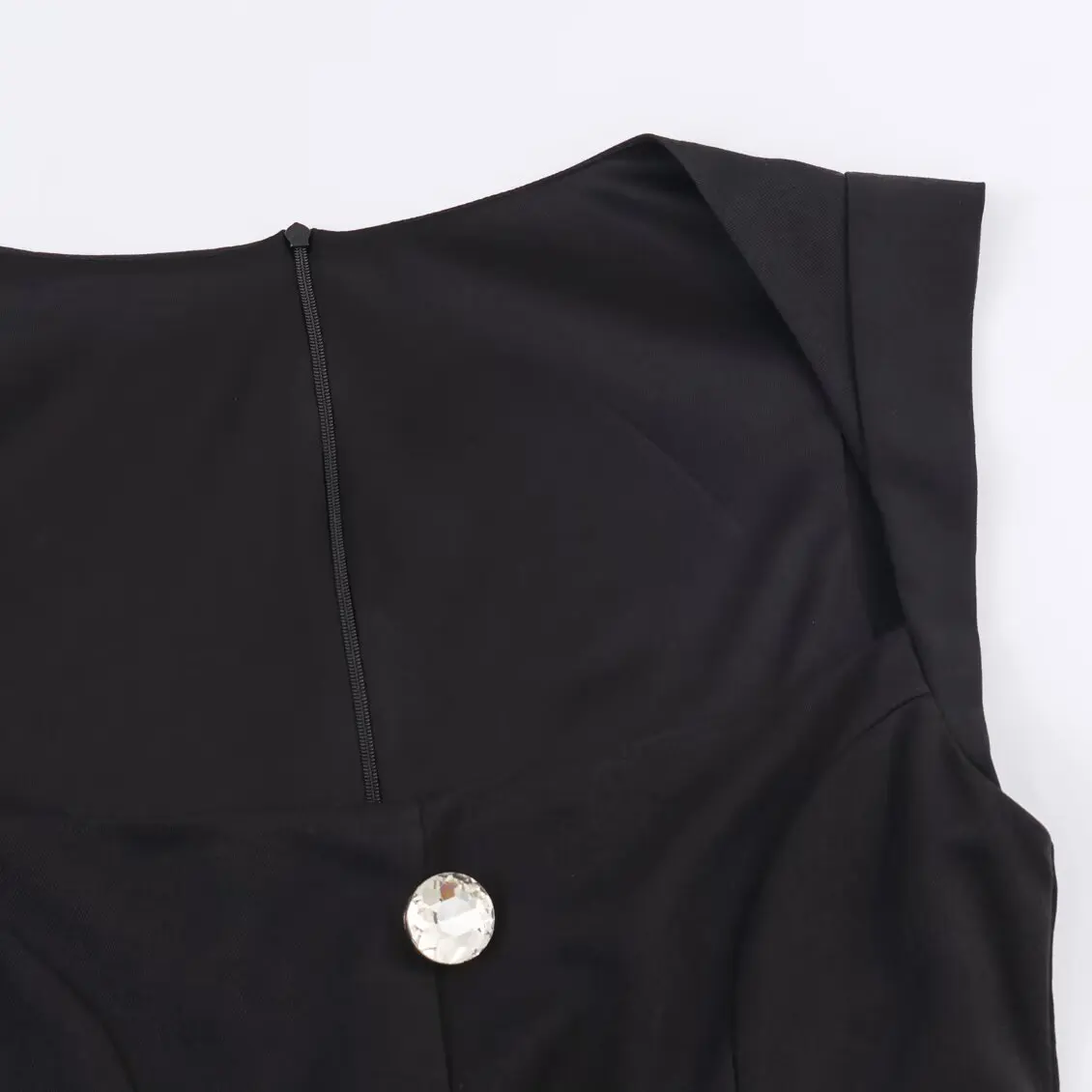 

JNLEAOG Faionable ort Jumpsuit with Jewelry Button Design Street Sle High Waist Polyester Fiber Women's Autumn New Arrival