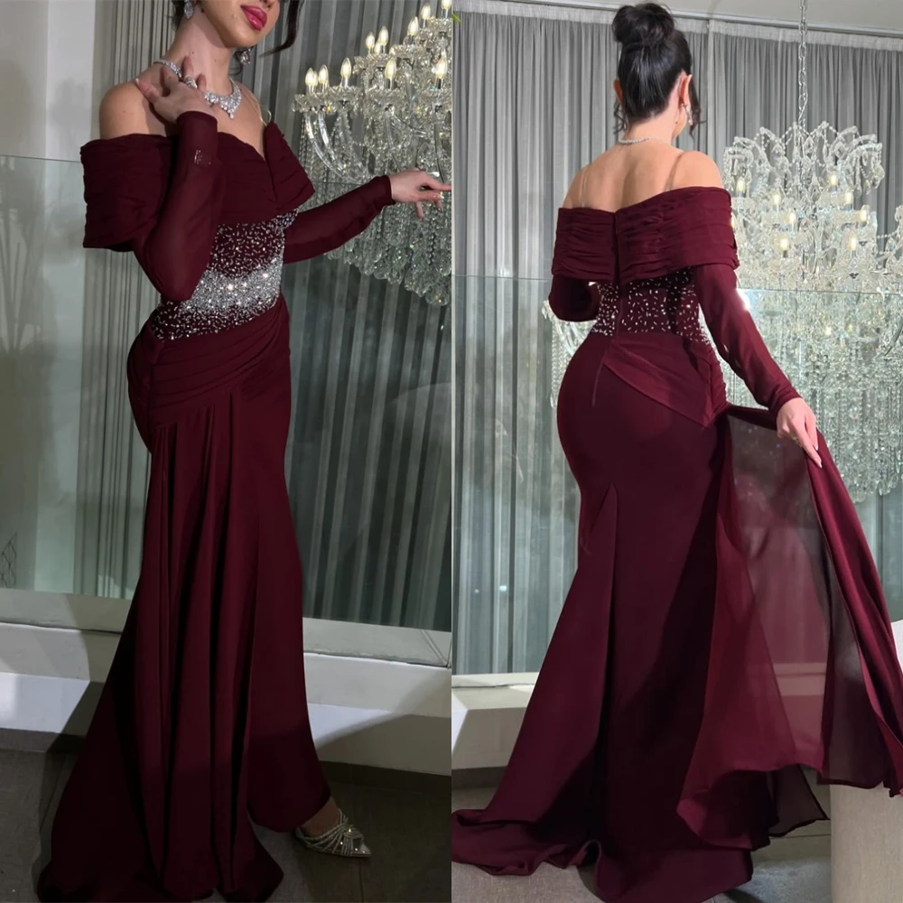 فستان سهرة أنيق من الجيرسيه الأحمر مخصص برقبة قارب وأكمام طويلة فساتين حفلات رقيقة حورية البحر كريستال فساتين المشاهير