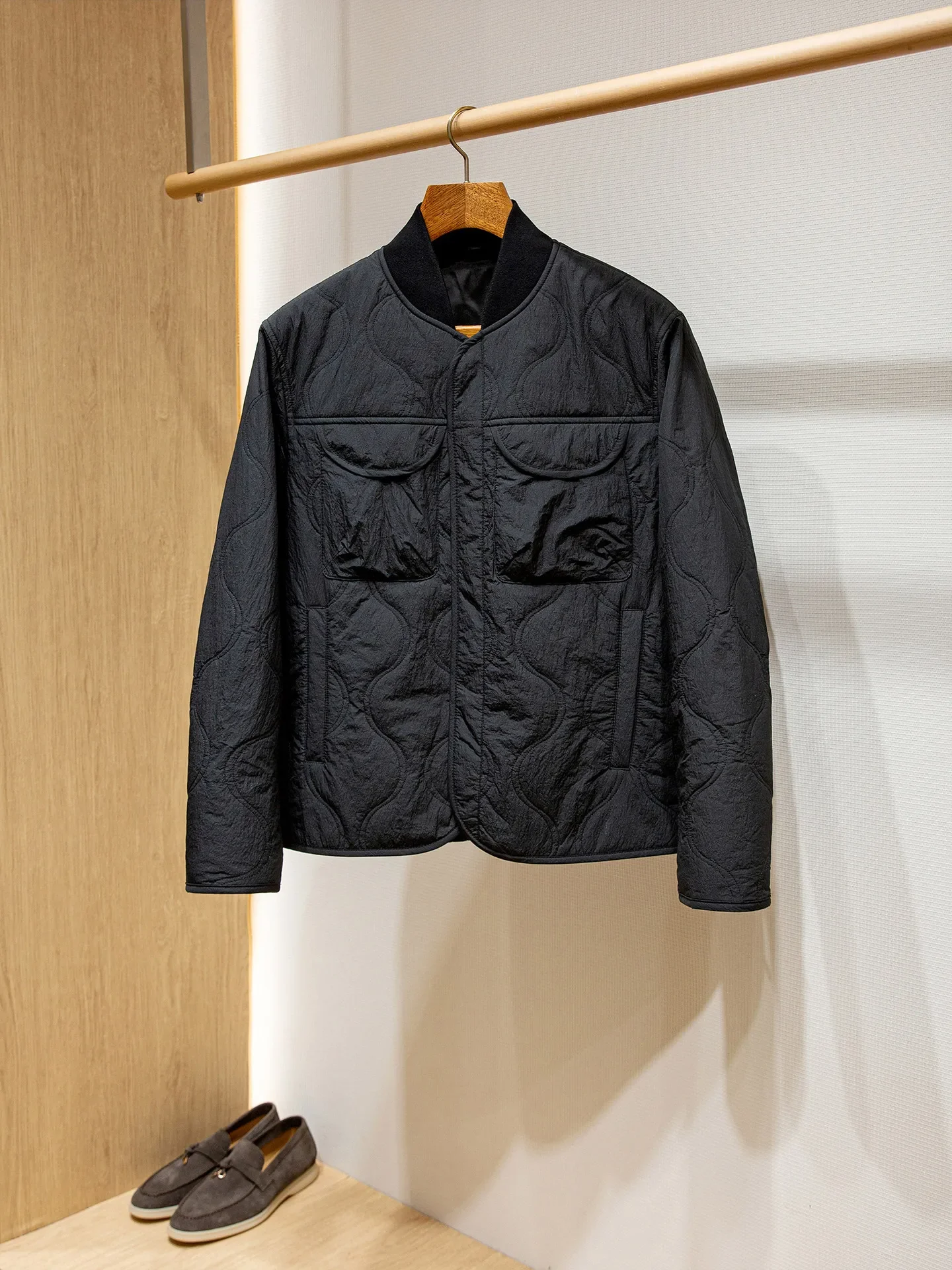Pleated nylon waterproof fabric, men's autumn and winter light baseball collar cotton-padded jacket