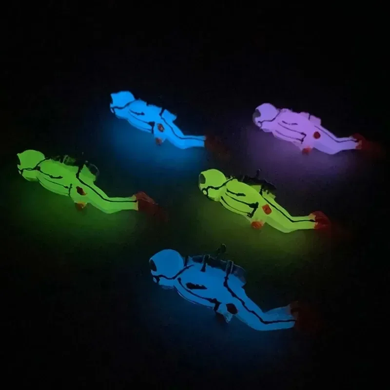 Aquarium Decoration Accessories Glow Green Mini Floating Diver Decoration Small Float Aquarium Accessories