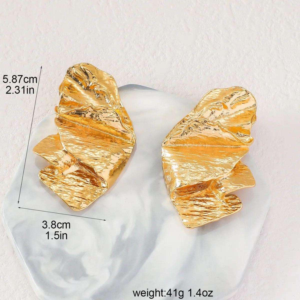 Cross-border hot-selling earrings Fashion versatile Cold wind Geometric earrings Glossy concave and convex trend design earrings