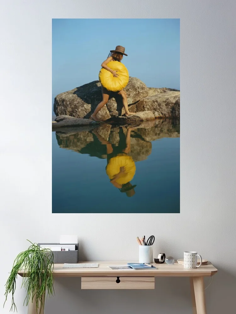 Slim Aarons 'Finding A Spot' 1973, Print Art Canvas Poster,Living Room , Home Wall Decor Picture