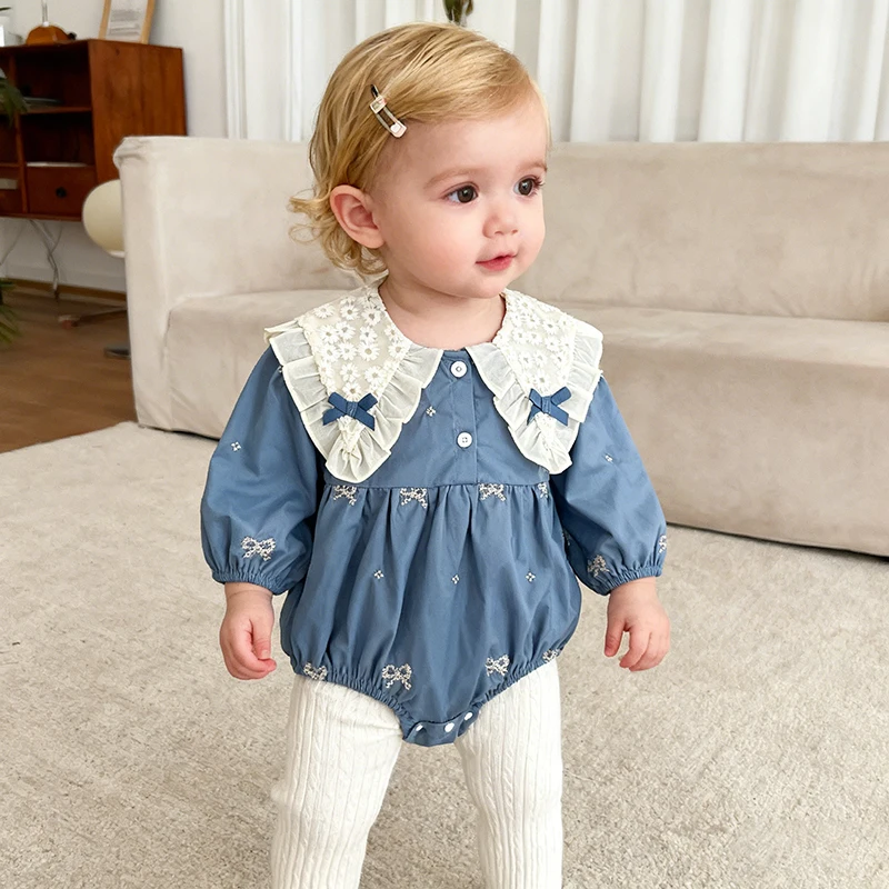 2026 neue Frühjahr Baby Mädchen Strampler Lange Ärmeln 0-24 M Revers Stickerei Baby Party Strampler Kind Prinzessin kinder Bogen Kleidung