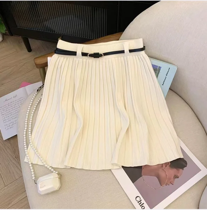 Chic Autumn High-Waisted Short Skirt Korean Style Slimming Versatile Knit Plaid Fitted Waist-Length Skirt For Young Women