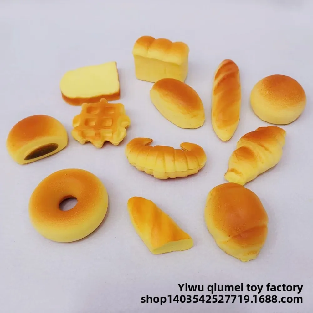 

Маленькая реалистичная игрушка для снятия стресса в форме хлеба с медленным отскоком, изготовлена из мягкого ТПЭ для снятия тревоги и использования в расслаблении