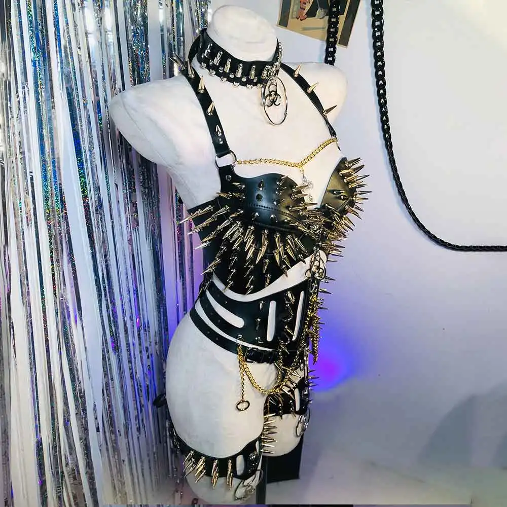 

2025 Hand Made Harajuku Kawaii Gothic Goth Grunge Emo Eco Punk Rock Chain PU Leather Y2K Halter Camisole TOPS Studded Rivet