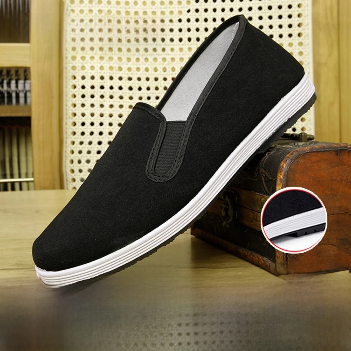Men's Thickened Tire Bottom Breathable Comfortable Slip-On Work Shoes Durable Wear-Resistant Spring Summer Beijing Style Fabr...