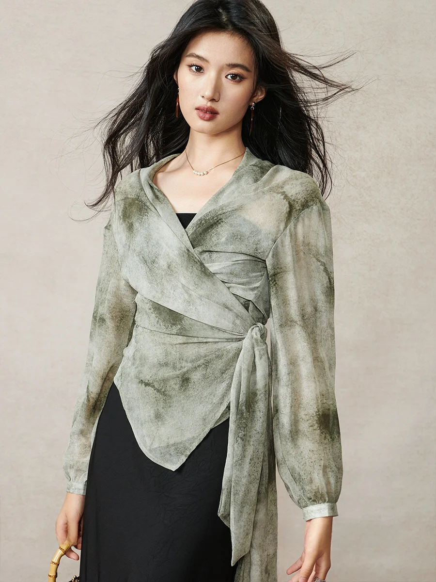 

Kiki Summer Green Ink Print Shirt Women's Loose Fit Long Sleeve Crossed Belt Large V-Neck Lantern Sleeve Business Casual