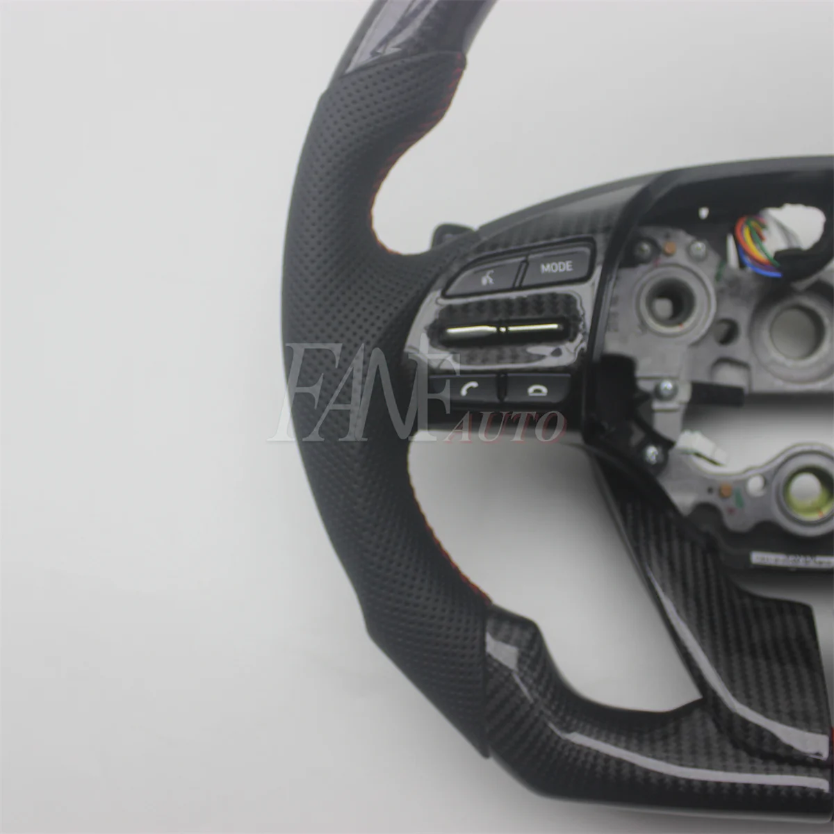 Replacement Real Carbon Fiber Steering Wheel with Leather for Hyundai I30