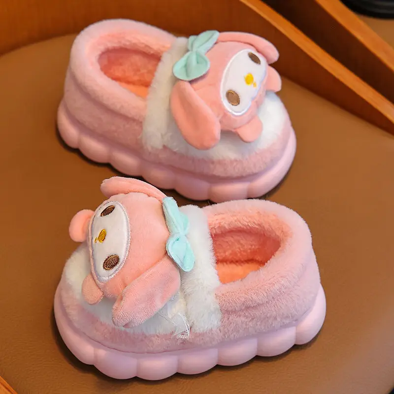 

Хлопковые тапочки Kuromi Hello Kittys для девочек, домашняя зимняя уличная хлопковая обувь на толстой подошве с мультяшным каблуком, детская обувь