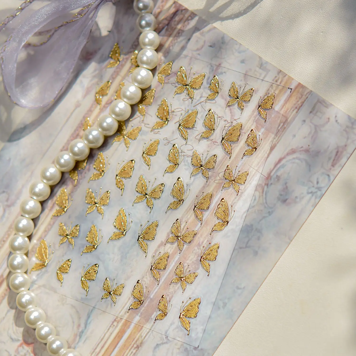 Metalowe naklejki na paznokcie w kształcie serca, ozdobne naklejki do zdobienia paznokci, naklejki do manicure, materiały do samodzielnego wykonania, samoprzylepne.