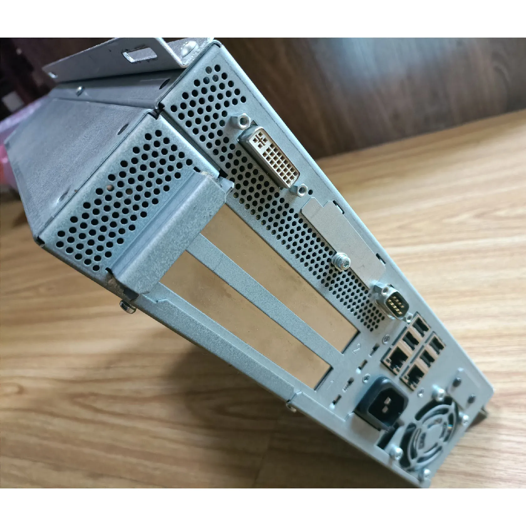 6ES7647-6CG05-0AX0 Computer industriale Con garanzia