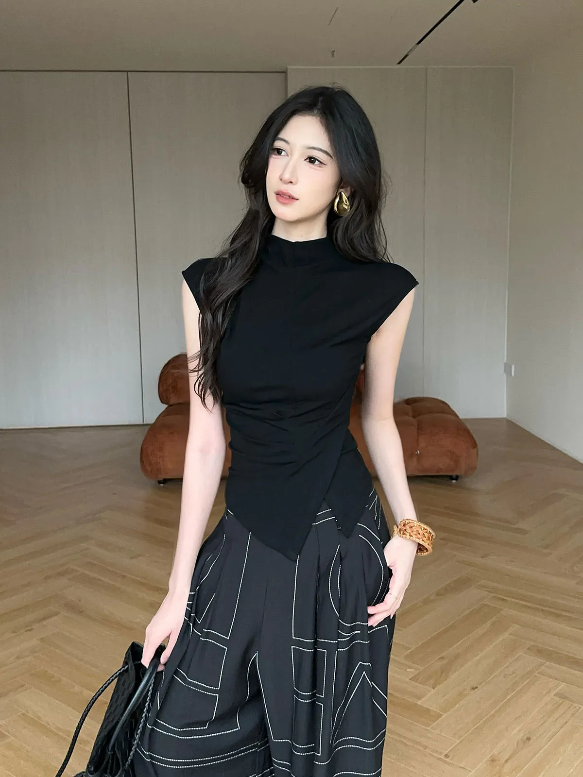 

Slim Fit Bla Svel T-irt Breathable Comfortable Summer Versatile Design Faion Trend Waist Cinching Thin Material