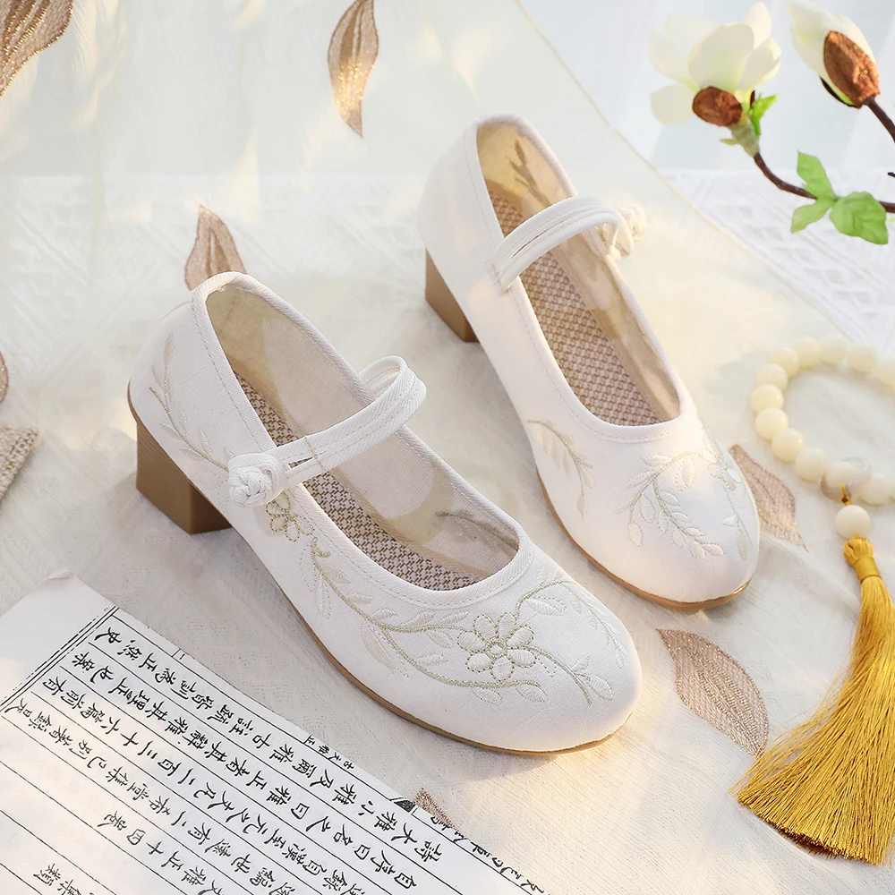 Veowalk 4cm Block Heels Women Cotton Embroidered Mary Jane Shoes Elegant Soft Comfortable Retro Costume Pumps White Beige