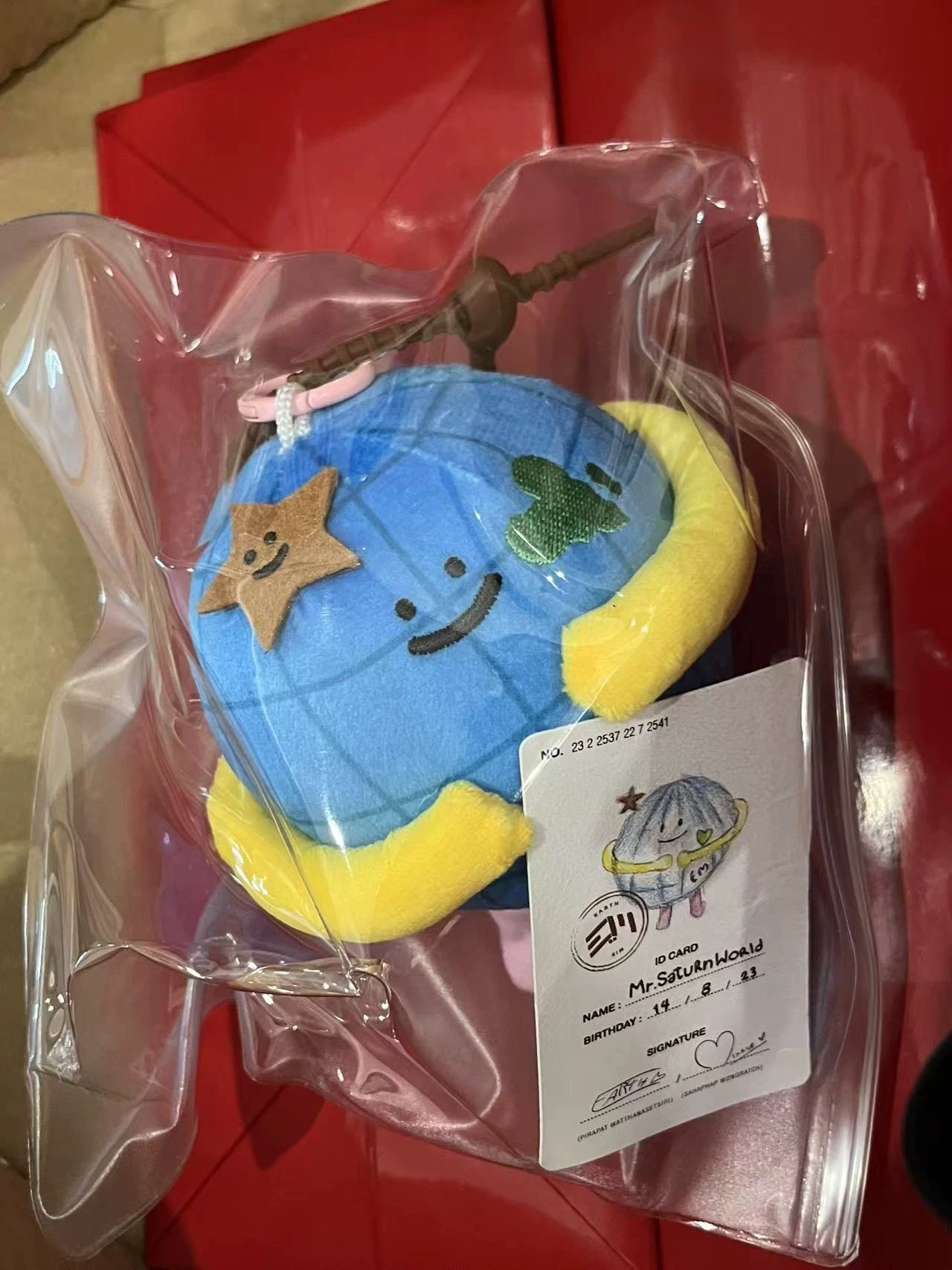 

2025 New In Stock Arrival Official Thai Star Earthmix Breezy Ballon Keychain 11cm Mr.Saturnworld keychain