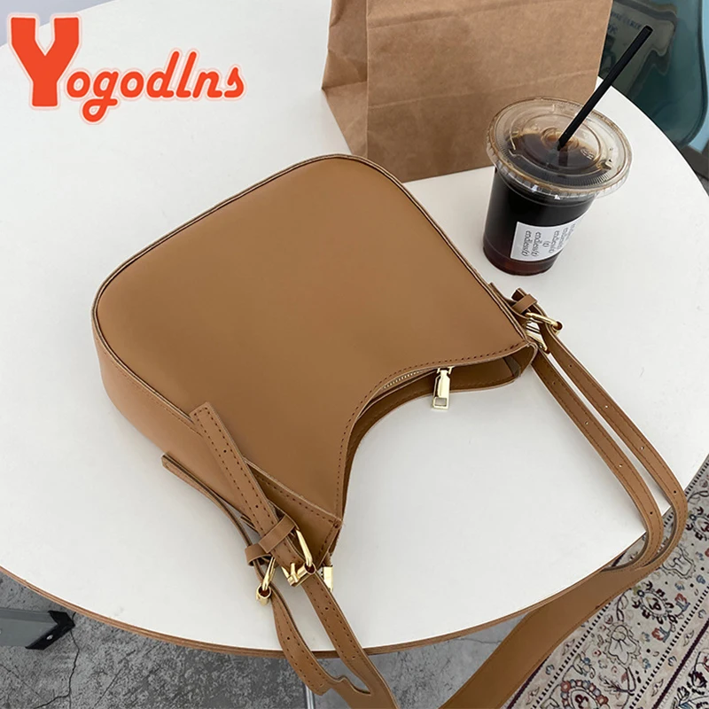 Vintage Moon Shape Shoulder Bag For Women PU Leather Crossbody Bag Solid Color Armpit Bag Fashion Messenger Handbag sac