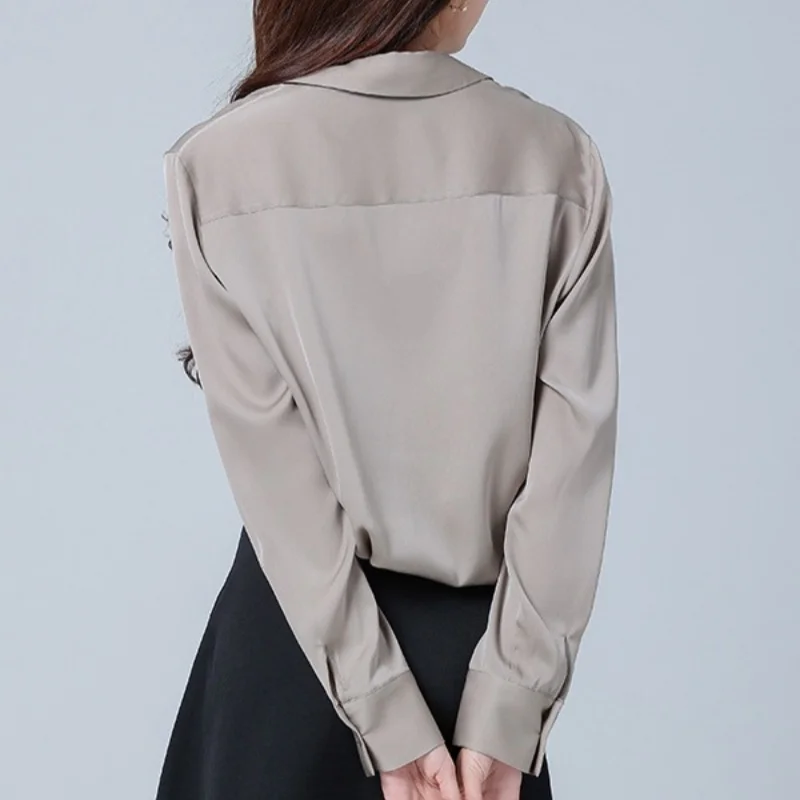 Birdtree, 93 % Maulbeerseide, 7 % Elasthan, solide Bluse, Damen-Revers-Freizeitoberteile, Hemd mit langen Ärmeln, einreihig, 2025 neu T5D622JF