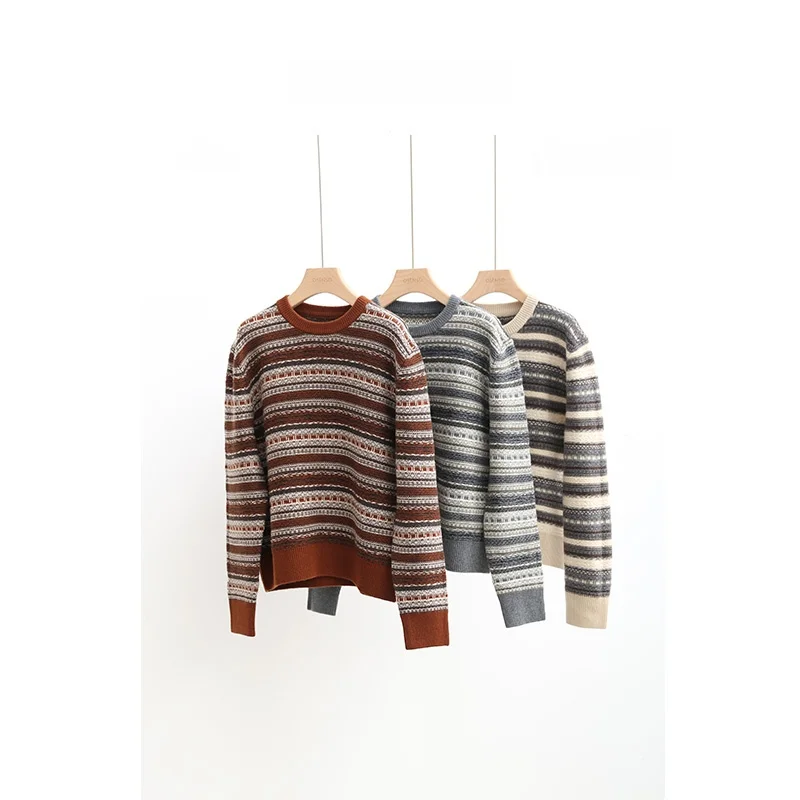 

Ubeiyutao Little Crisp Autumn Winter Wool Knitted Sweater Versatile Faionable Women's Camere Knitwear Casual Sle