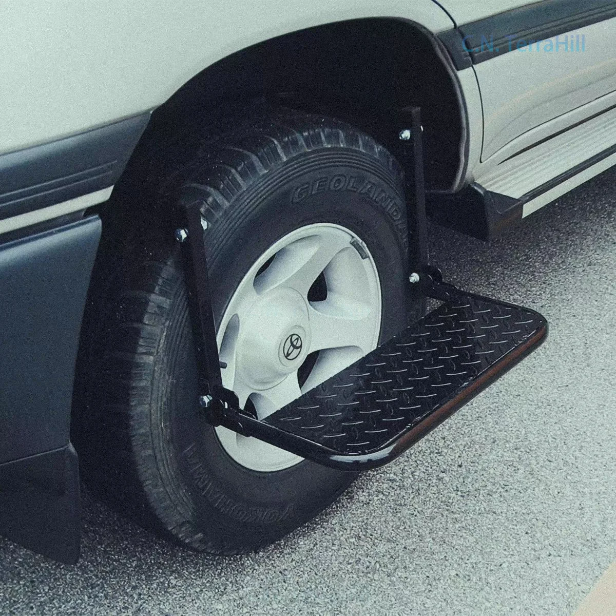 Tire Step Ladder for Truck SUV Climbing Assist Foot Pedal Board Heavy Duty Non-Slip Traction Step