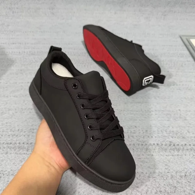 Mens Sneakers Light Luxury Shoes Man Korean Edition Flat Flats Casual Board Male Shoes Men Sports Running Shoes for Men