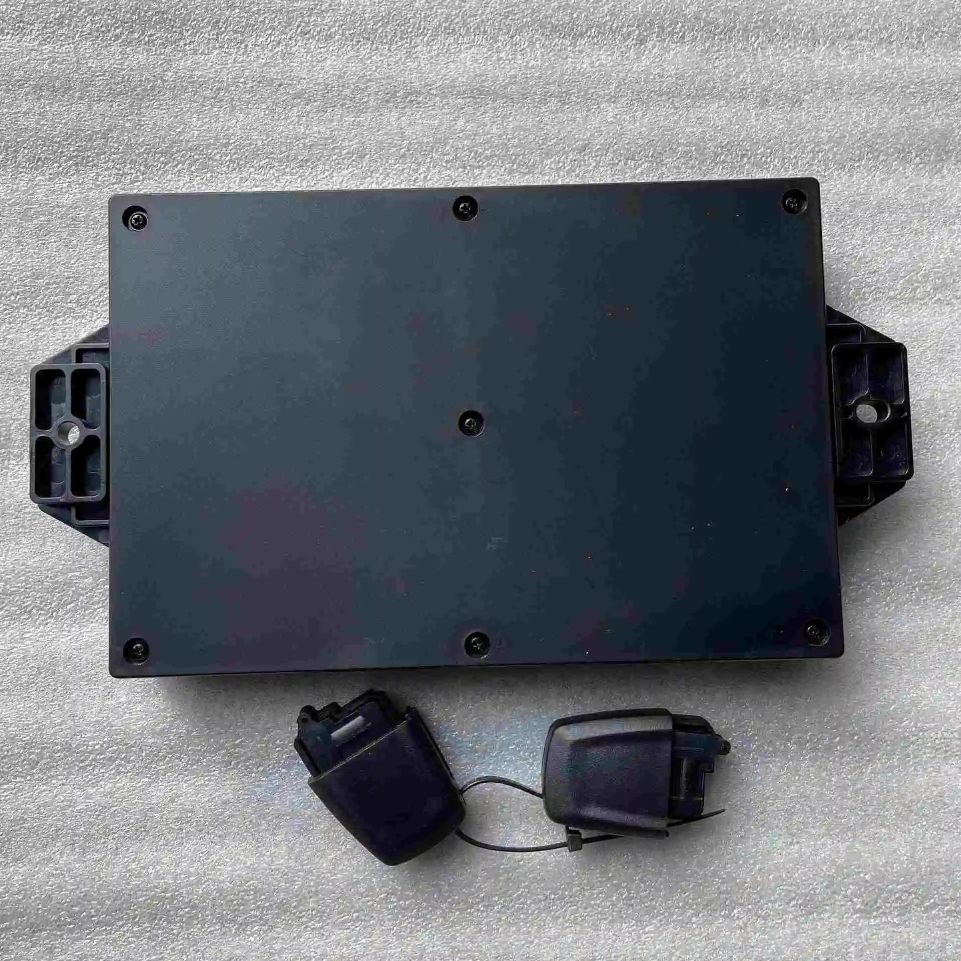 

Suitable For Dongfeng Flagship Heavy Truck Accessories Body Control Unit Assembly With Software And Hardware 3600030-C6201