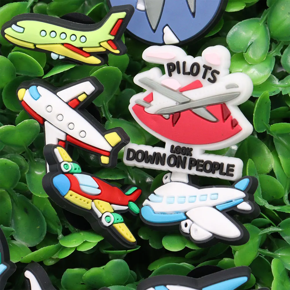 11-32Pcs Cartoon Vehicle Airplane Van Classic Car Bus Racing Trophy Wheel PVC Shoe Charms Sandals Shoes Accessories Kid Boy Gift