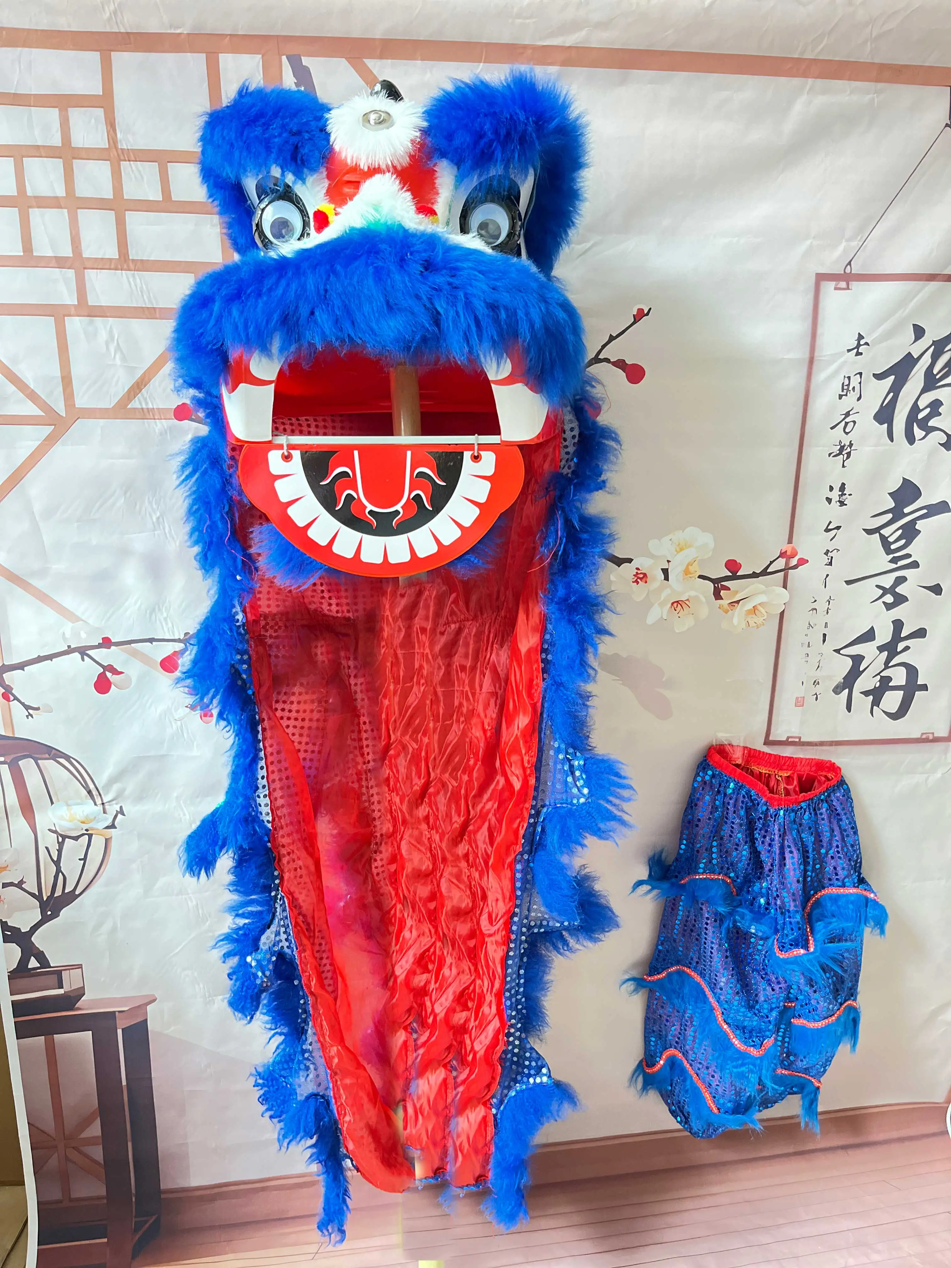 

Классический танцевальный костюм льва для детей от 2 до 5 лет со штанами, реквизит, детский подарок, вечерние выступления, спортивный парад, сценический талисман, Китай