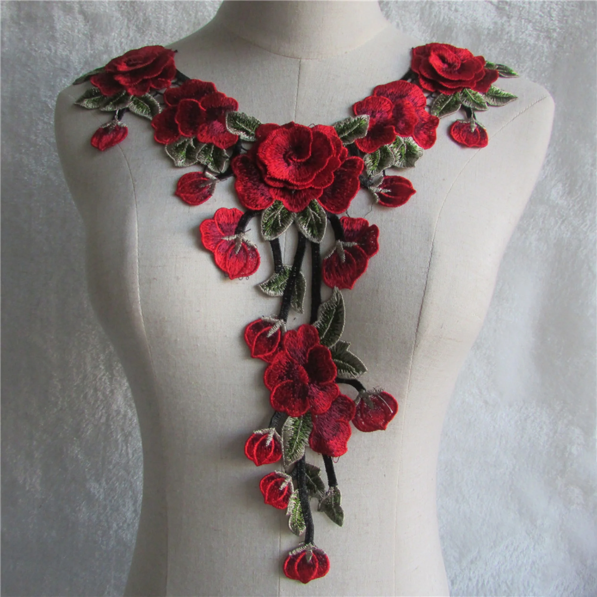 

Венецианские кружевные аппликации на воротнике, пришитые вышитые нашивки для платья, воротник с цветочной вышивкой, 1 шт.