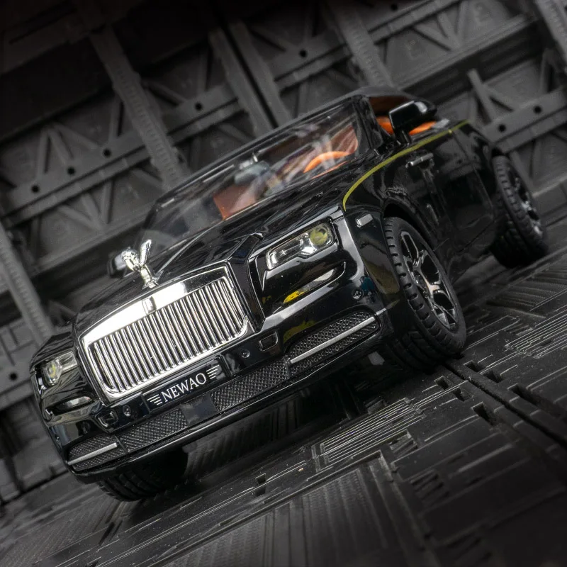 1: 24 simulation Rolls Royce alloy sedan model, doors and engine hood, trunk can be opened with sound and light gifts