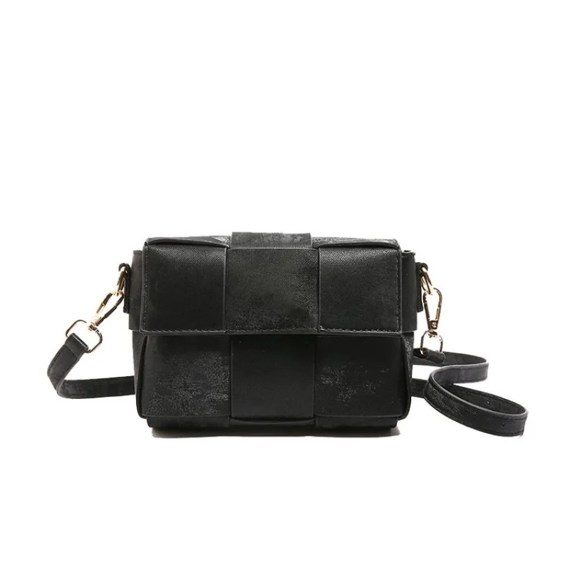 

Trendy Letter Logo Crossbody Bag For Fashionable Women With Solid Color Vintage Charm And Lightweight