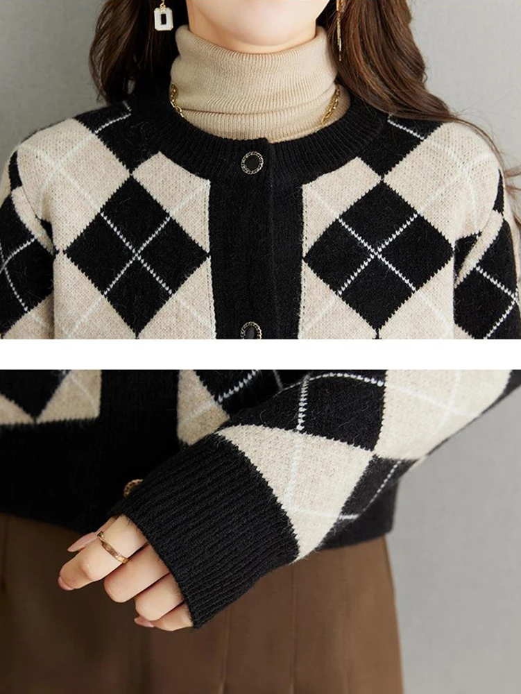 Elegant O Neck Plaid Cardigan Sweater For Women 2023 Autumn Winter Korean Fashion Clothing Long Sleeve Knitted Crop Tops Female
