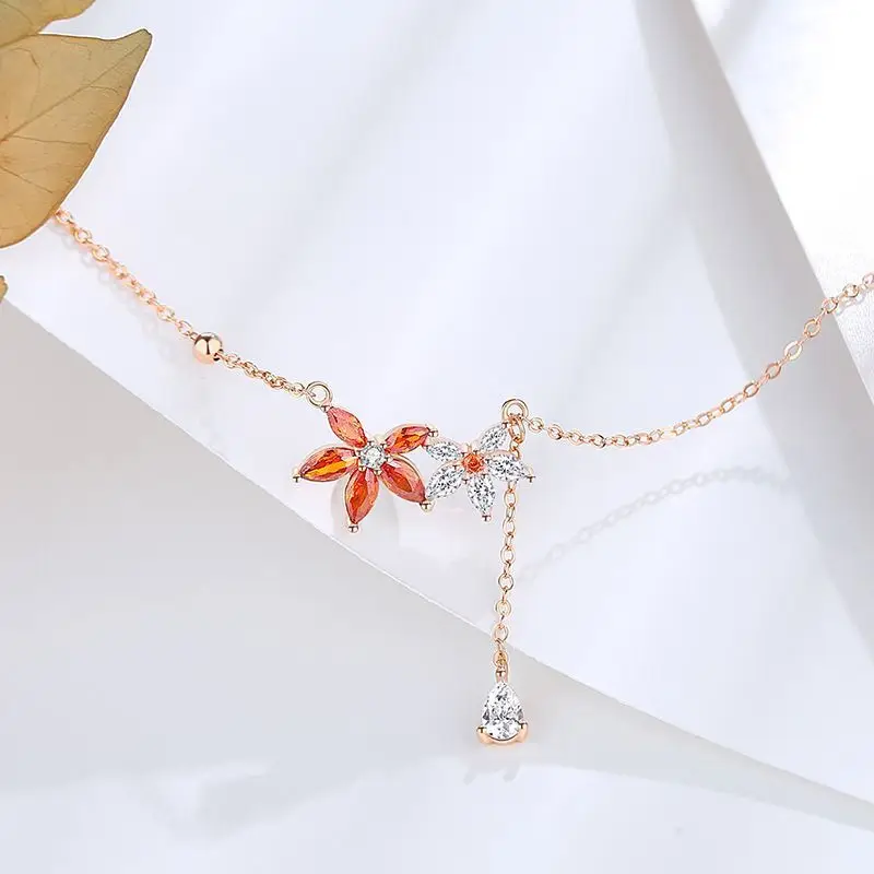

Fashion Maple Leaf Necklace Female Luxury Niche Mori High Sense Rose Gold Clavicle Gift for Girls