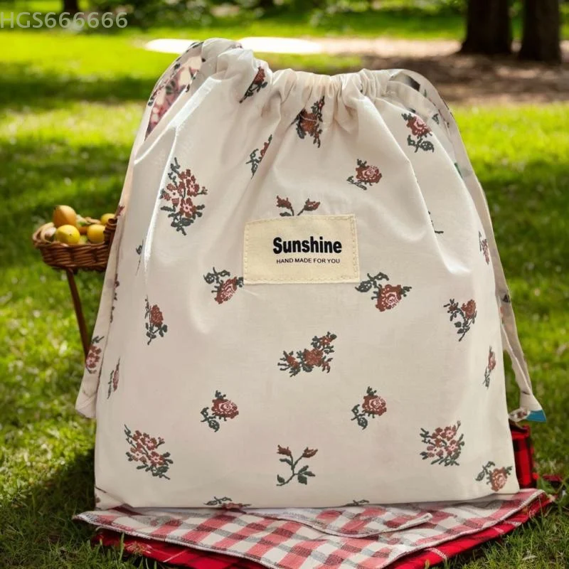 

Compact Cotton Organizer for Easy Storage of Underwear, Socks, and Makeup; Ideal for Travel
