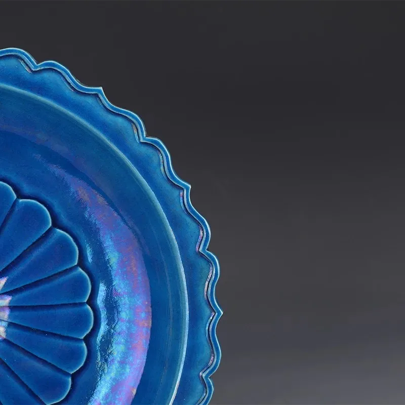 Qing Qianlong porcelain sacrifice blue chrysanthemum petal flower mouth plate porcelain antique antiques Ming and Qing old porce