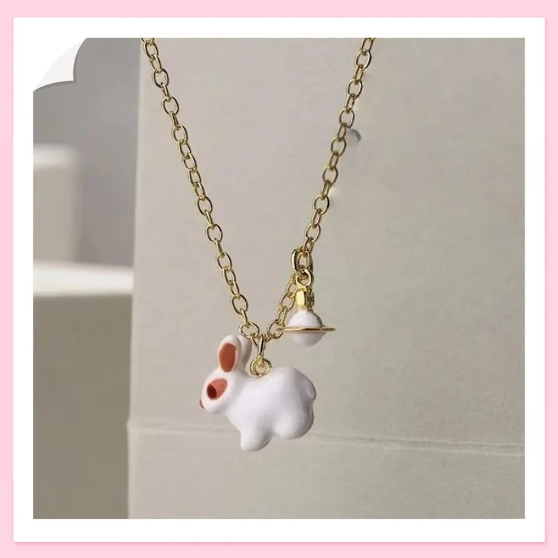 

Новинка: Колье «Планета» с белым кроликом, высококачественная эмаль, цветная глазурь, объемный Сатурн, белый кролик, на ключицу