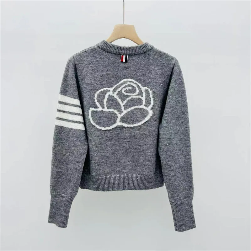 winter  rose jacquard  Cardigan For Women Crop Tops versatile knitted  Short Sweater Coat  Full Sleeves Jackets Clothing