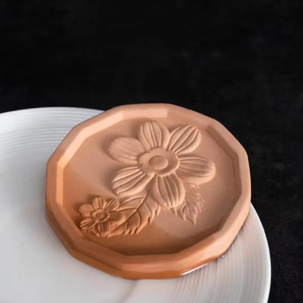 

2025 1pc Clay Brown Sugar Keeper and Saver Reusable Dry and Wet Use Tea Dry Keeper Moistureproof Food Moisturizing Tablet Salt