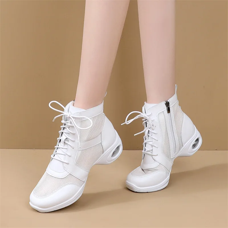 

Танцевальные спортивные туфли из белой сетки с дышащей подкладкой, летние уличные танцевальные туфли для женщин, с мягкой подошвой, из натуральной кожи, квадратные