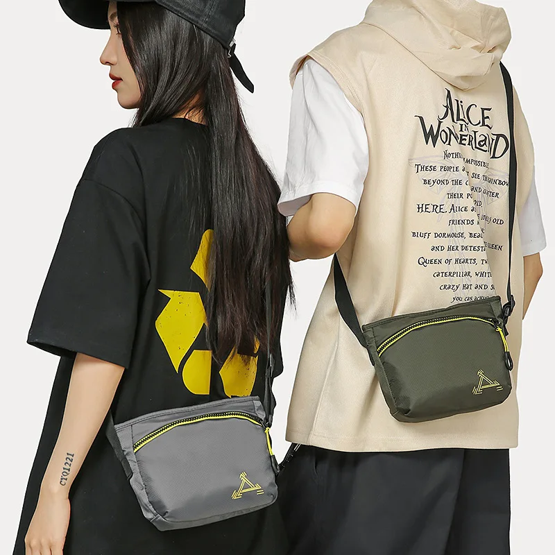

2025 New! Oxford Cloth Crossbody Bag Street Couple Casual Mobile Phone Bag Fashion Versatile Lightweight Simple Shoulder