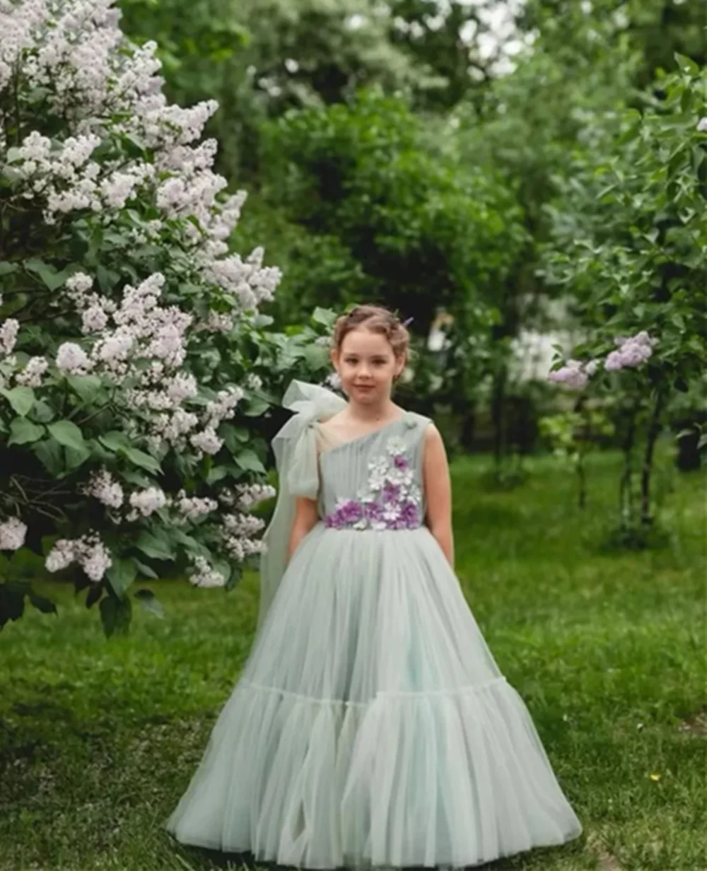 

Customized Light Green Flower Girl Dresses For Wedding Appiques Floral Tulle Elegant Kids Birthday Party First Communion Gown